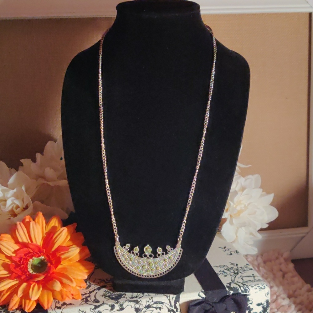 Jewelry - Picture 2 of 3